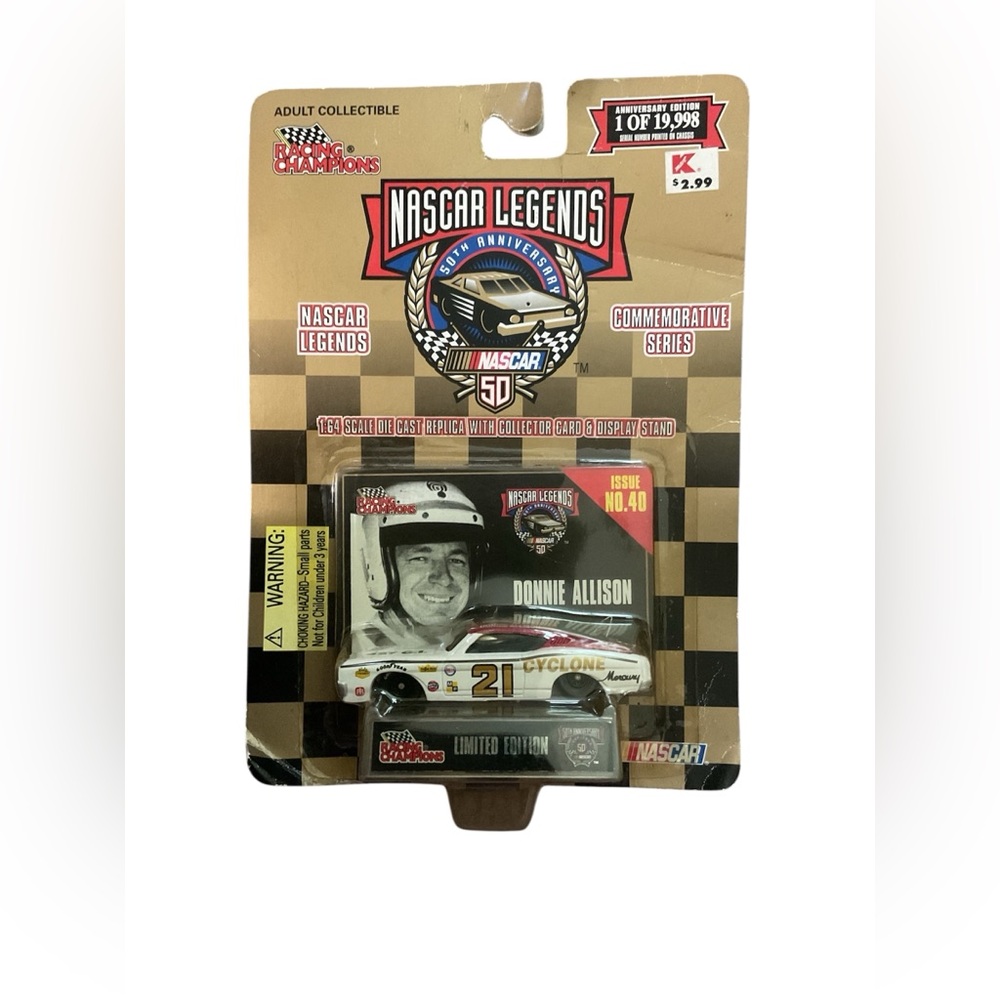Assorted Die-Cast Racing Cars Collection - Picture 7 of 14